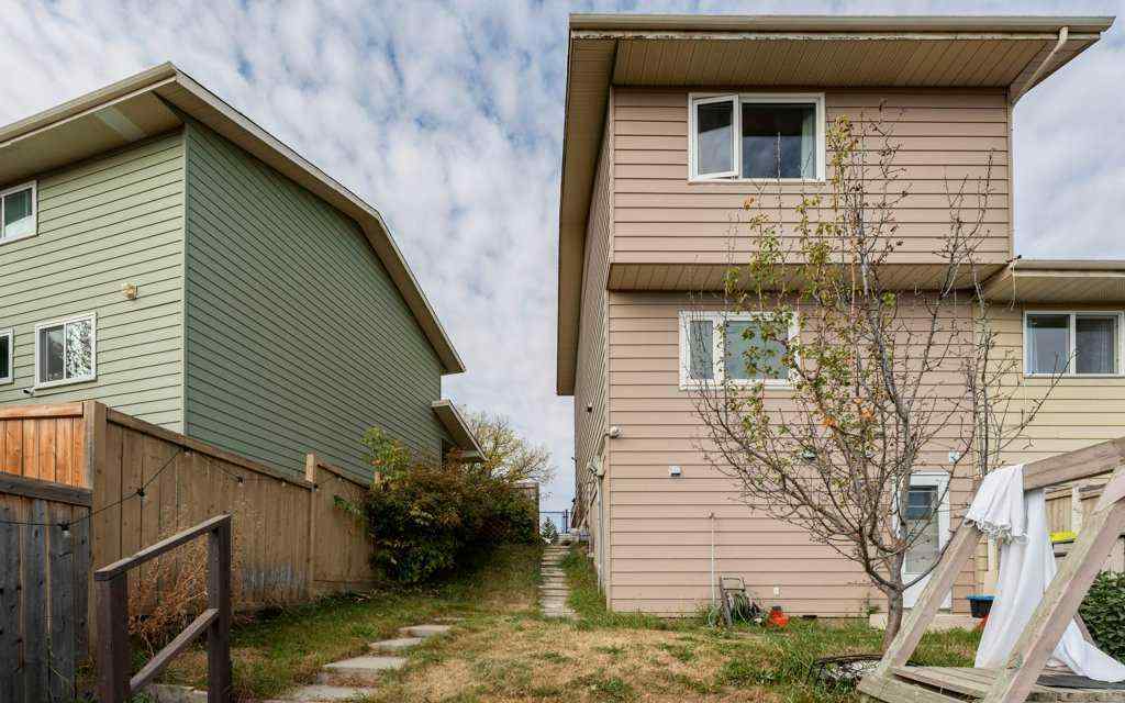 MLS® A2262155 - 14 Macewan Park Road NW in MacEwan Glen Calgary, Residential