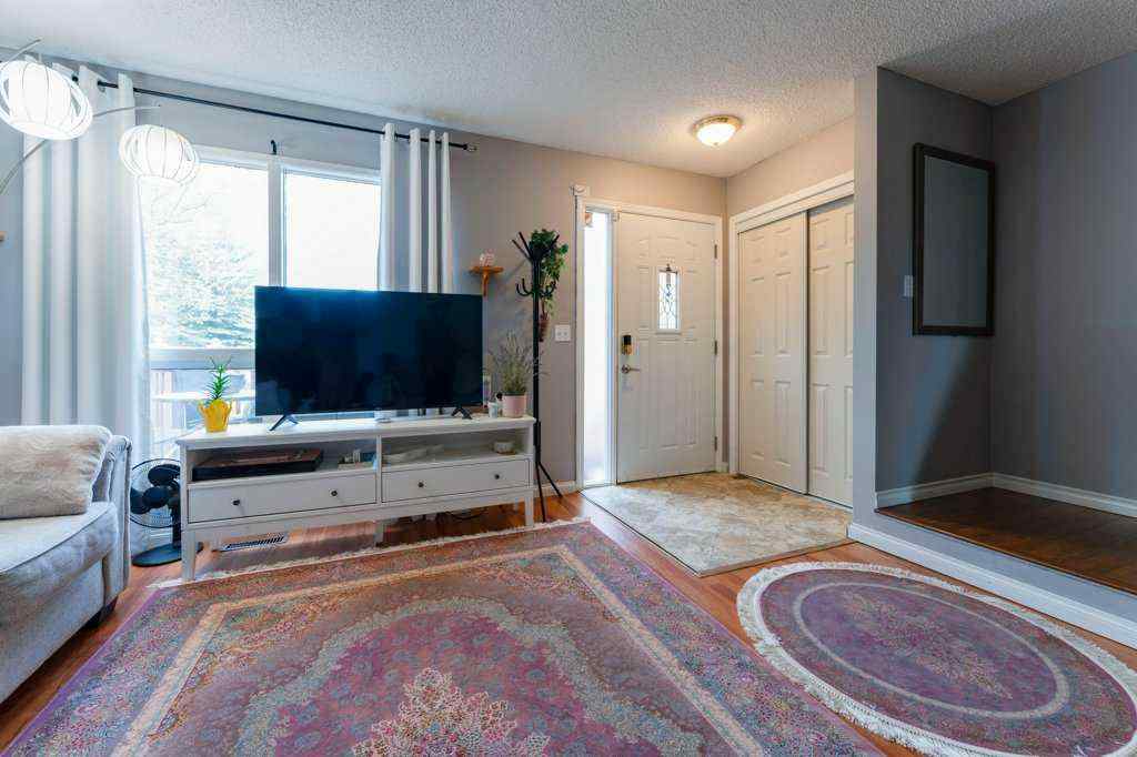 MLS® A2262155 - 14 Macewan Park Road NW in MacEwan Glen Calgary, Residential