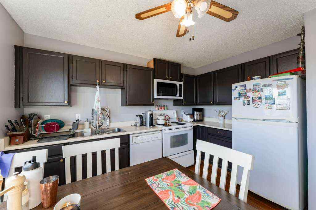 MLS® A2262155 - 14 Macewan Park Road NW in MacEwan Glen Calgary, Residential