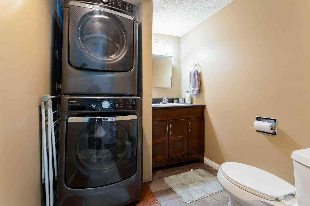 MLS® A2262155 - 14 Macewan Park Road NW in MacEwan Glen Calgary, Residential