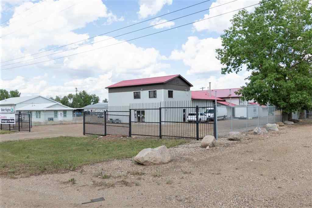 MLS® A2262156 - 4703 42 Street  in East Industrial Park Stettler, Commercial