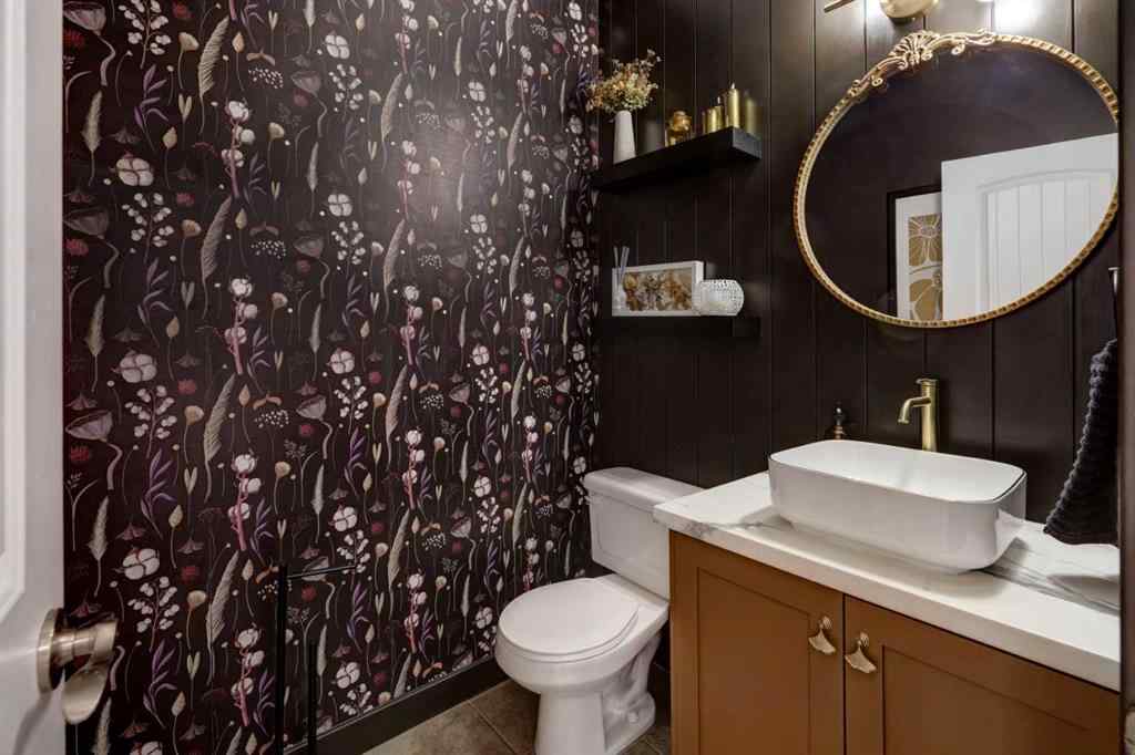 MLS® A2262158 - 7312 34 Avenue NW in Bowness Calgary, Residential