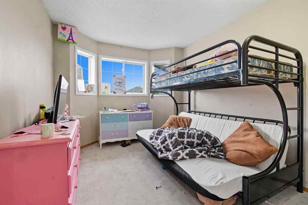 MLS® A2262161 - 141 Saratoga Close NE in Monterey Park Calgary, Residential