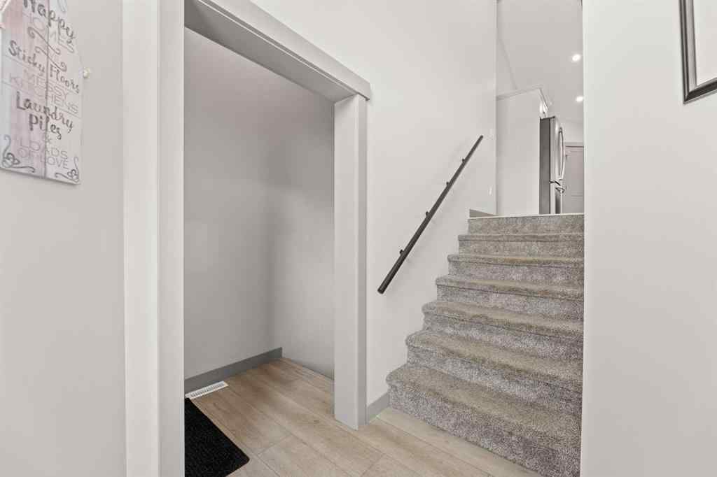 MLS® A2262162 - 2410 21 Street  in NONE Didsbury, Residential