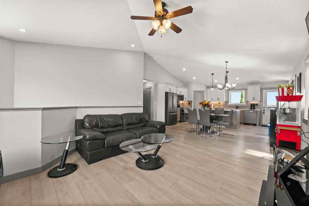 MLS® A2262162 - 2410 21 Street  in NONE Didsbury, Residential