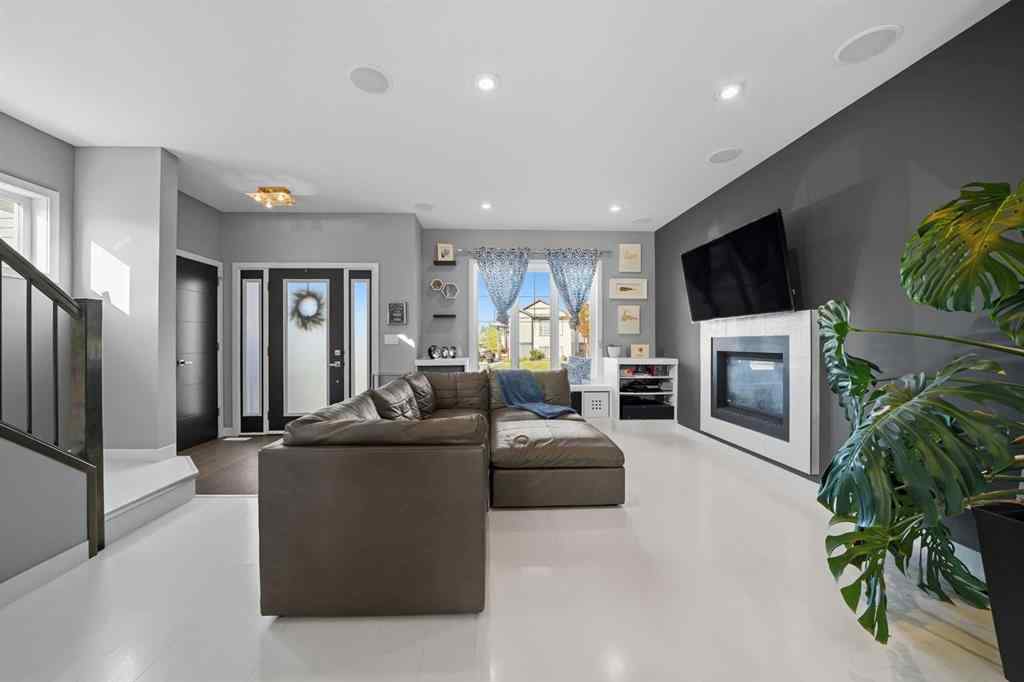 MLS® A2262163 - 709 Cypress Lane  in NONE Springbrook, Residential