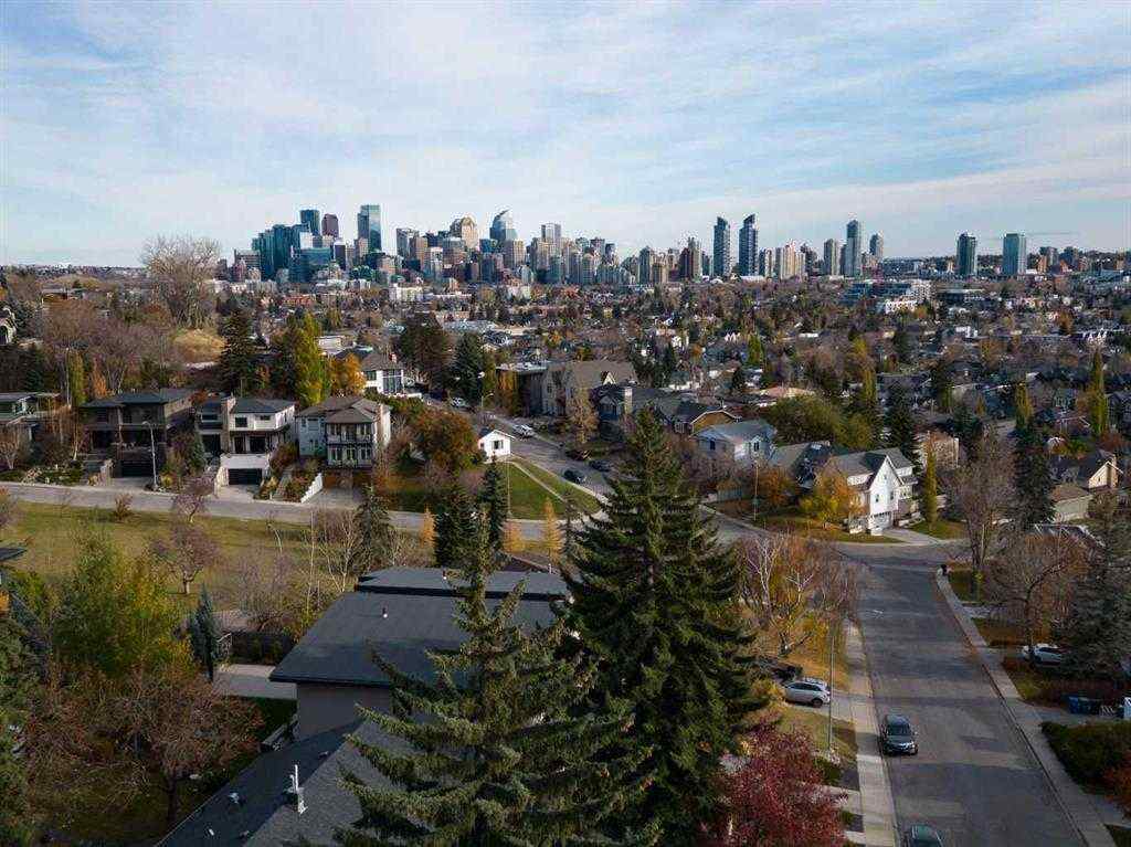 MLS® A2262165 - 2304 JUNIPER Road NW in Hounsfield Heights/Briar Hill Calgary, Residential