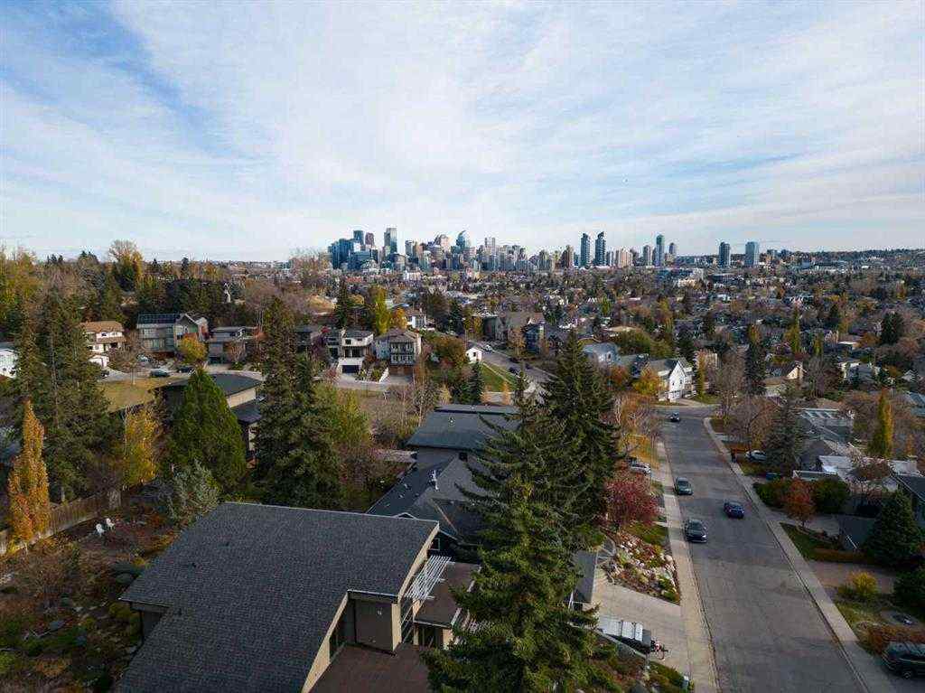 MLS® A2262165 - 2304 JUNIPER Road NW in Hounsfield Heights/Briar Hill Calgary, Residential