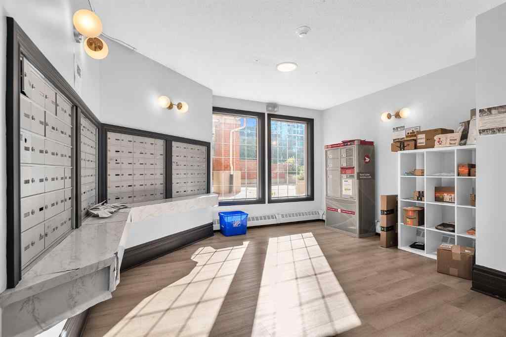 MLS® A2262171 - Unit #208 126 14 Avenue SW in Beltline Calgary, Residential