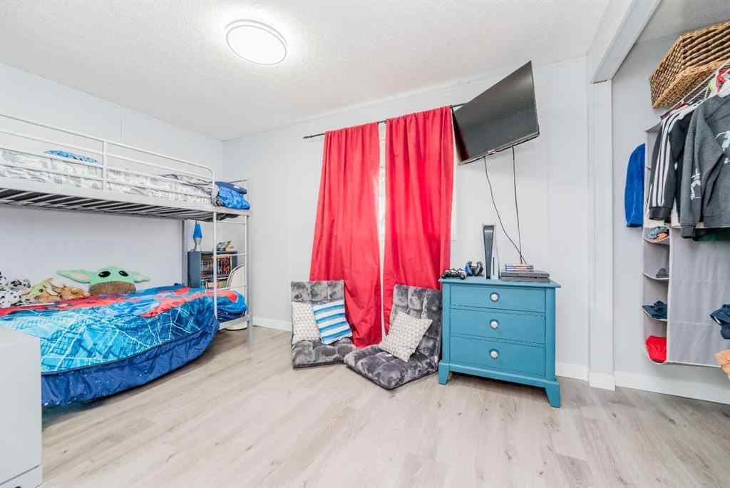 MLS® A2262178 - 9712 109 Avenue  in NONE Clairmont, Residential