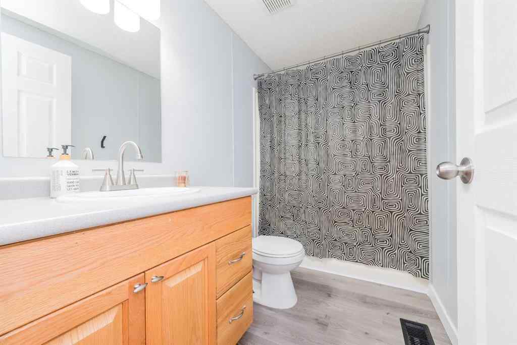 MLS® A2262178 - 9712 109 Avenue  in NONE Clairmont, Residential