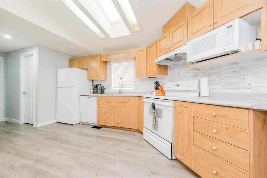 MLS® A2262178 - 9712 109 Avenue  in NONE Clairmont, Residential