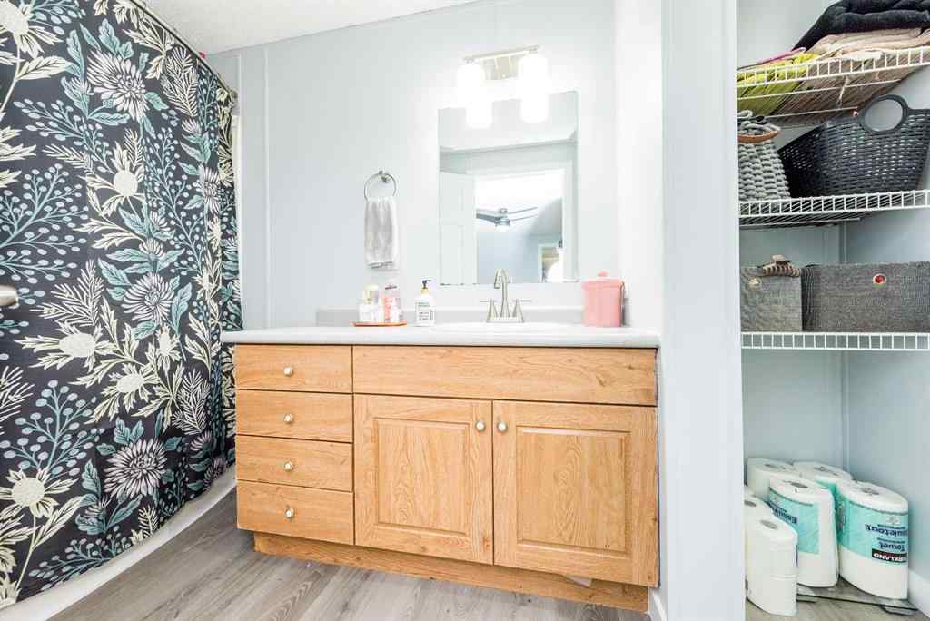 MLS® A2262178 - 9712 109 Avenue  in NONE Clairmont, Residential