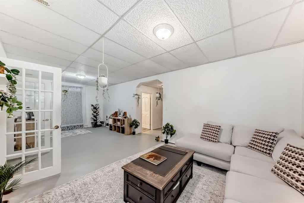 MLS® A2262179 - 82 Mt Gibraltar Heights SE in McKenzie Lake Calgary, Residential