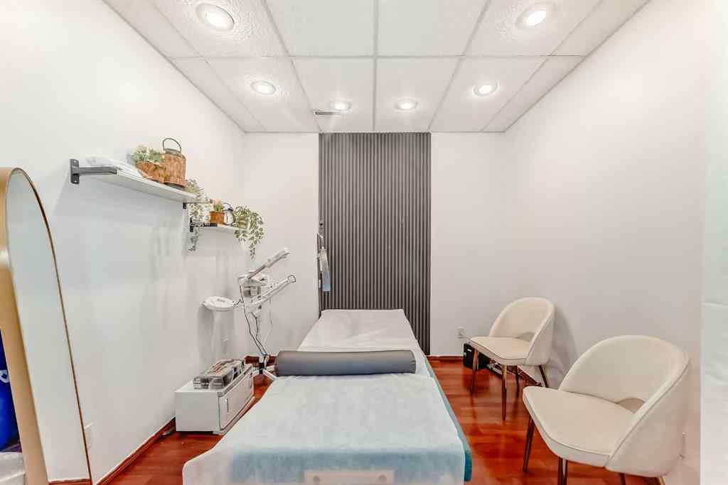 MLS® A2262179 - 82 Mt Gibraltar Heights SE in McKenzie Lake Calgary, Residential