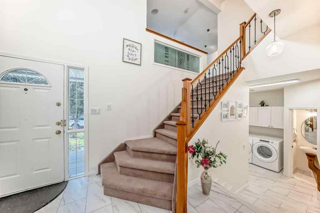 MLS® A2262179 - 82 Mt Gibraltar Heights SE in McKenzie Lake Calgary, Residential