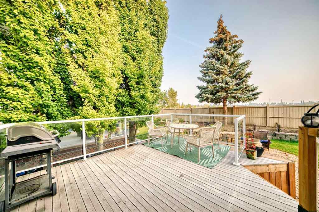 MLS® A2262179 - 82 Mt Gibraltar Heights SE in McKenzie Lake Calgary, Residential