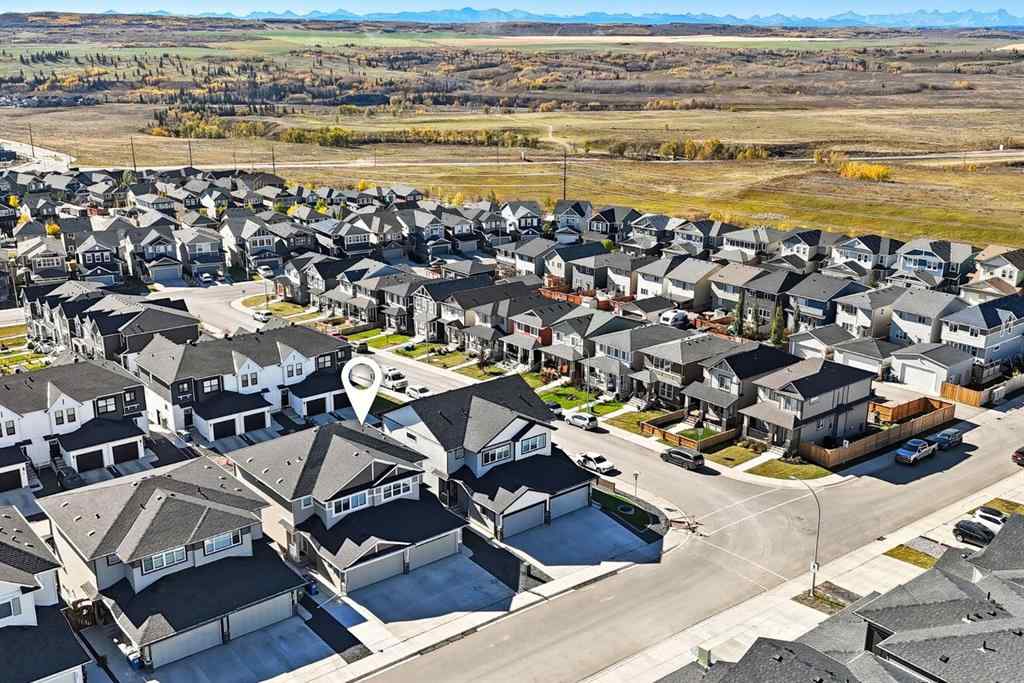 MLS® A2262181 - 220 Heritage Heights  in Heritage Hills Cochrane, Residential