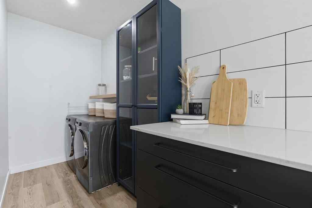 MLS® A2262181 - 220 Heritage Heights  in Heritage Hills Cochrane, Residential