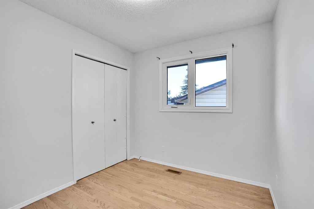 MLS® A2262182 - 20 Templemont Way NE in Temple Calgary, Residential