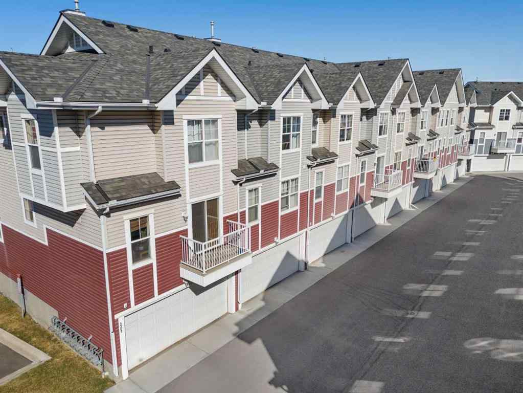 MLS® A2262183 - 3305 New Brighton Gardens SE in New Brighton Calgary, Residential