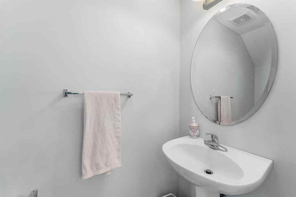 MLS® A2262183 - 3305 New Brighton Gardens SE in New Brighton Calgary, Residential