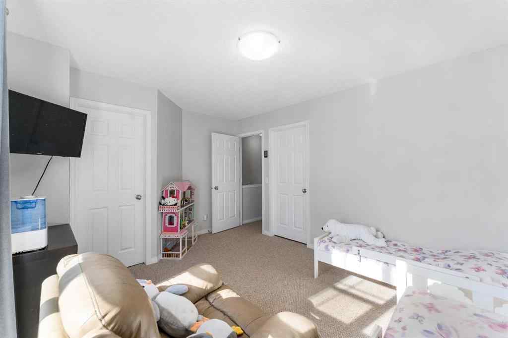 MLS® A2262183 - 3305 New Brighton Gardens SE in New Brighton Calgary, Residential