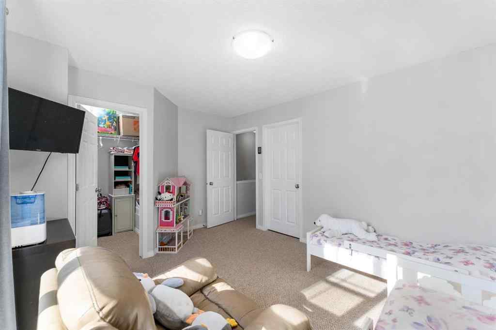 MLS® A2262183 - 3305 New Brighton Gardens SE in New Brighton Calgary, Residential