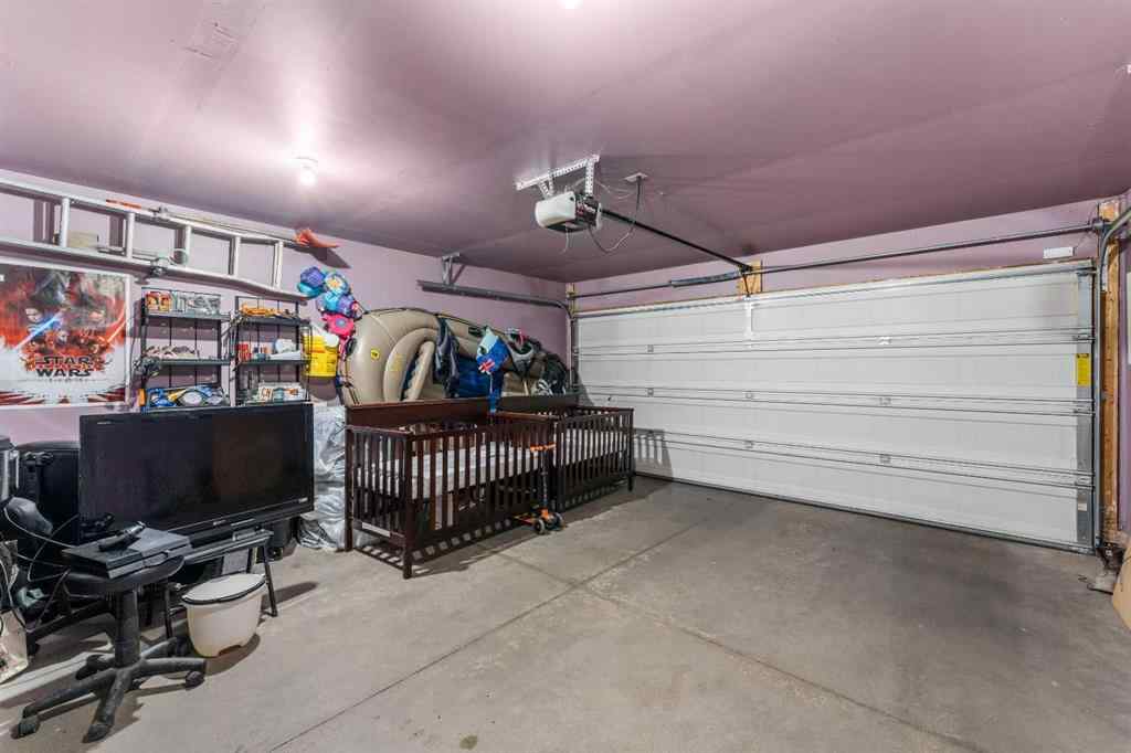 MLS® A2262183 - 3305 New Brighton Gardens SE in New Brighton Calgary, Residential