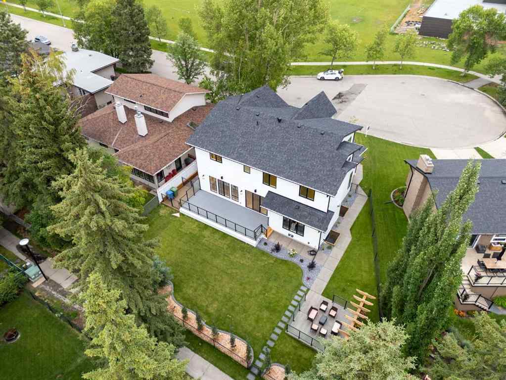 MLS® A2262185 - 12 Vardana Place NW in Varsity Calgary, Residential