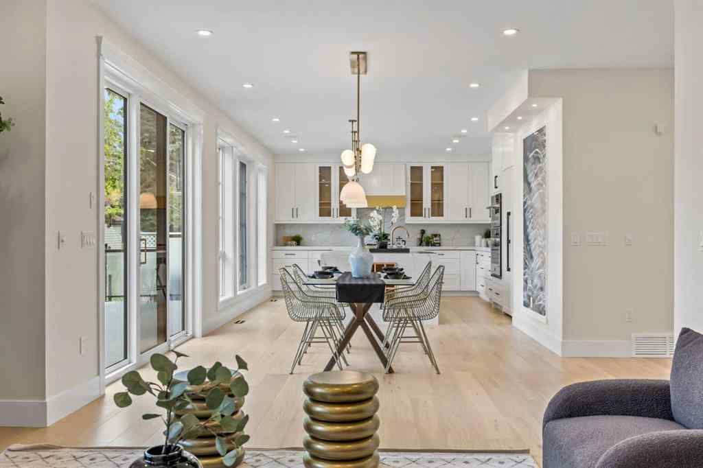 MLS® A2262185 - 12 Vardana Place NW in Varsity Calgary, Residential