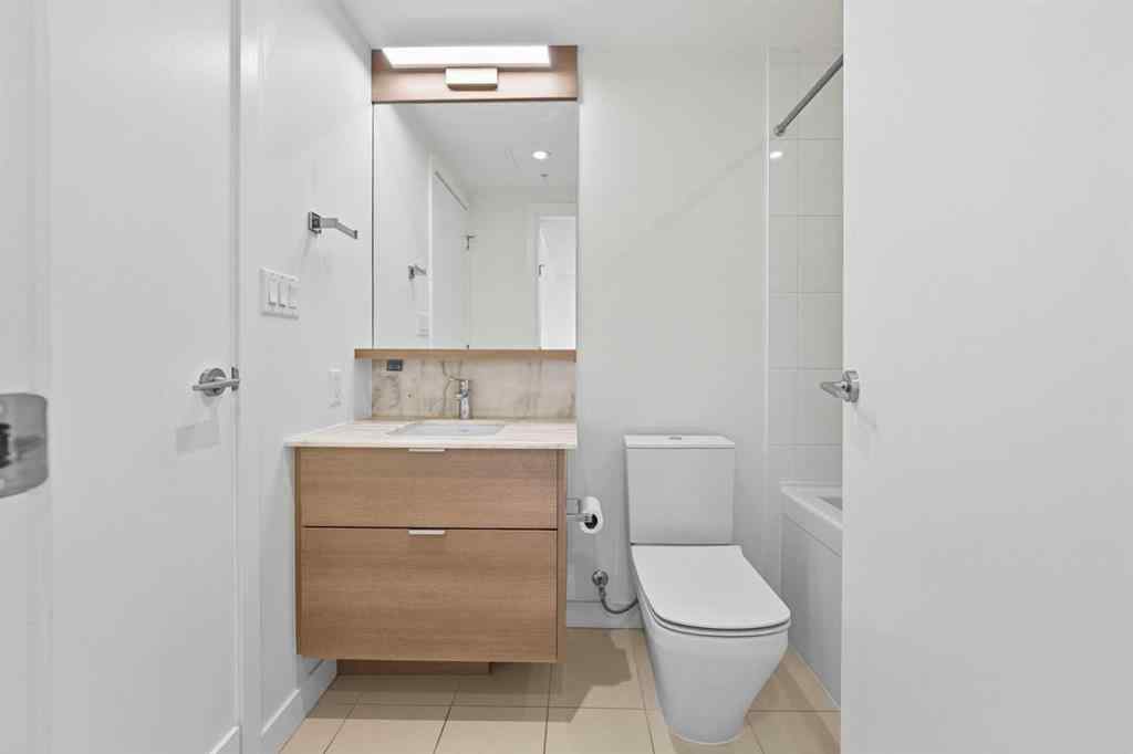 MLS® A2262186 - Unit #1007 108 Waterfront Court SW in Chinatown Calgary, Residential