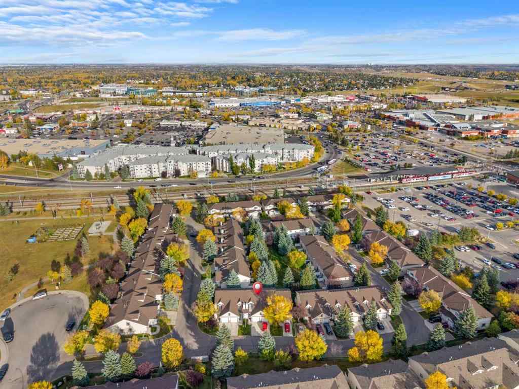 MLS® A2262192 - 147 Somervale Park SW in Somerset Calgary, Residential