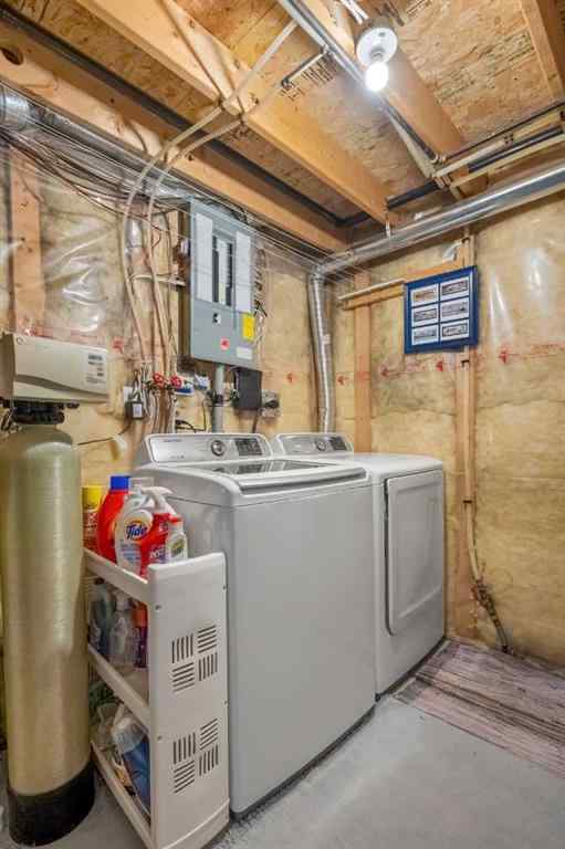 MLS® A2262192 - 147 Somervale Park SW in Somerset Calgary, Residential