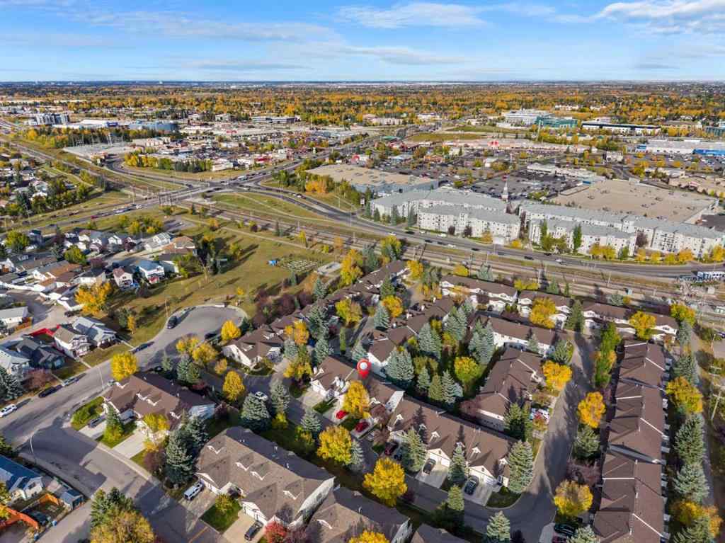 MLS® A2262192 - 147 Somervale Park SW in Somerset Calgary, Residential