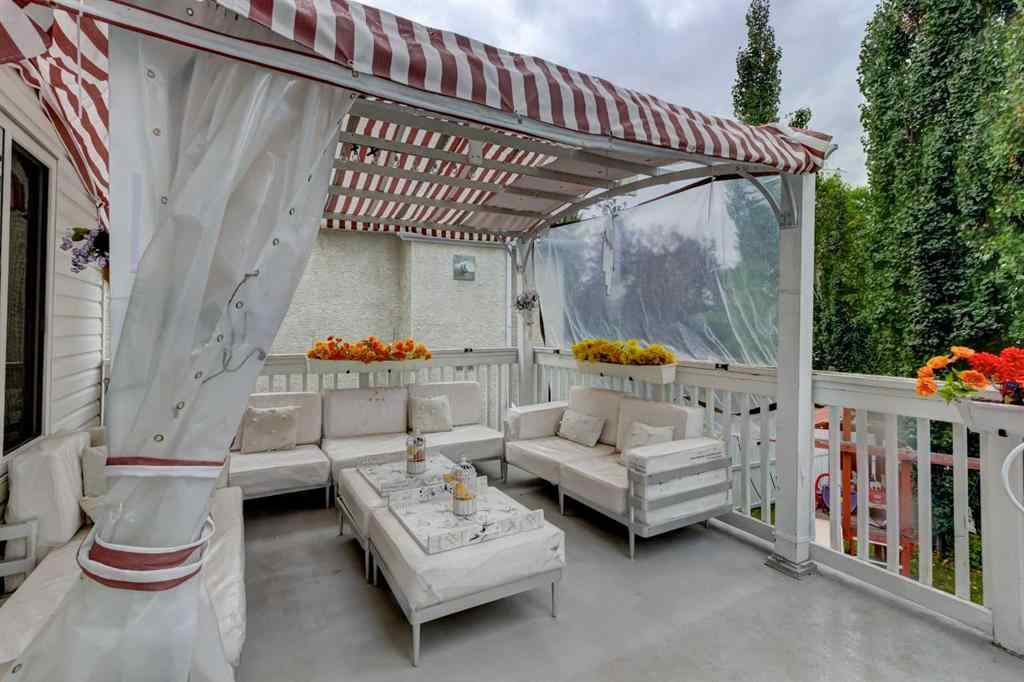 MLS® A2262194 - 1121 Sierra Morena Court SW in Signal Hill Calgary, Residential