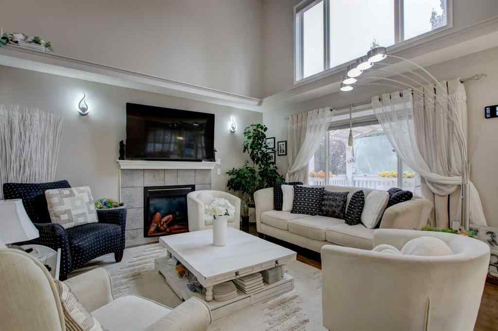 MLS® A2262194 - 1121 Sierra Morena Court SW in Signal Hill Calgary, Residential