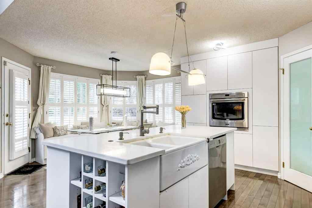 MLS® A2262194 - 1121 Sierra Morena Court SW in Signal Hill Calgary, Residential