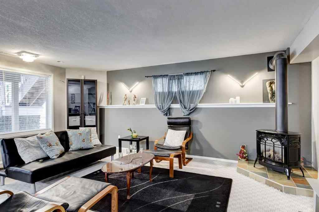 MLS® A2262194 - 1121 Sierra Morena Court SW in Signal Hill Calgary, Residential