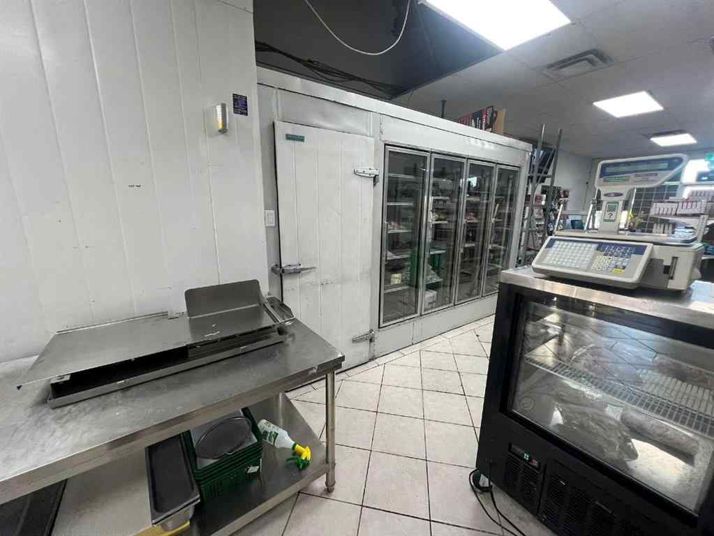 MLS® A2262196 - Unit #722 5075 Falconbridge Boulevard NE in Falconridge Calgary, Commercial