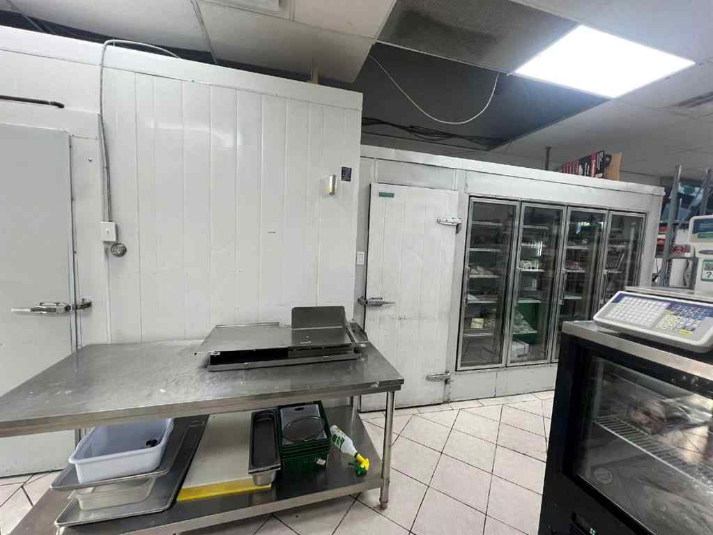 MLS® A2262196 - Unit #722 5075 Falconbridge Boulevard NE in Falconridge Calgary, Commercial