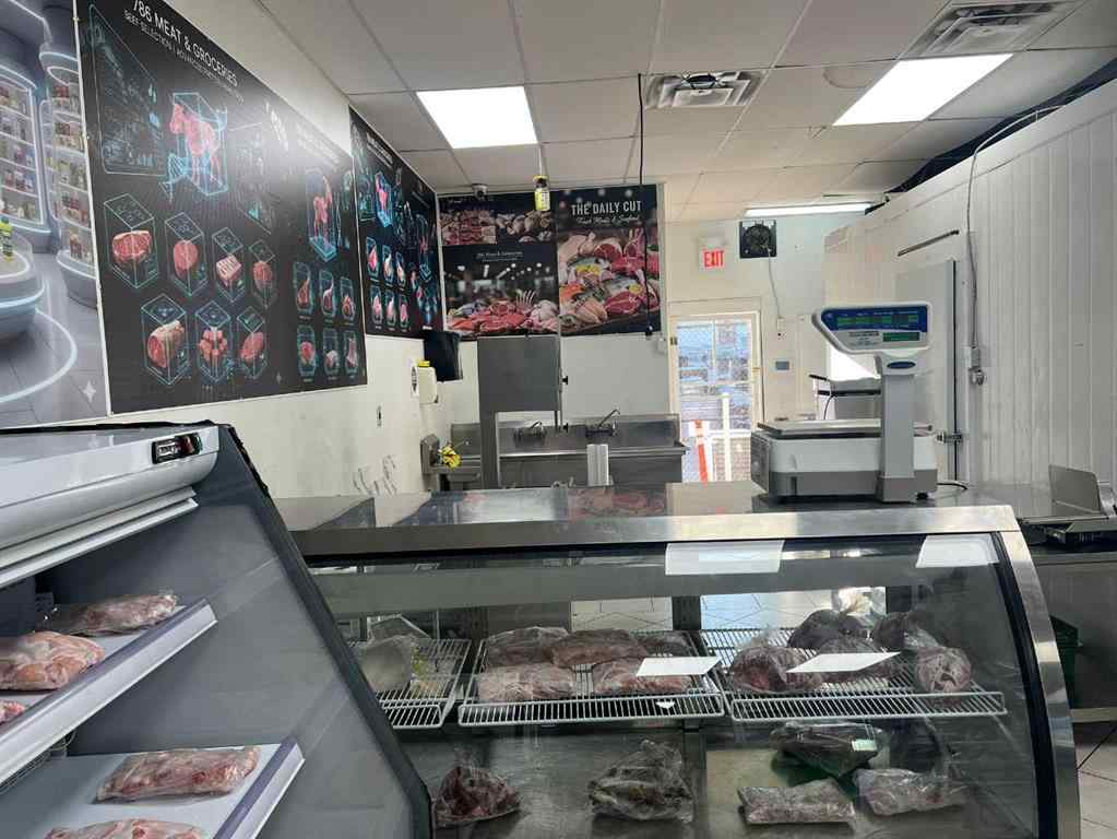 MLS® A2262196 - Unit #722 5075 Falconbridge Boulevard NE in Falconridge Calgary, Commercial