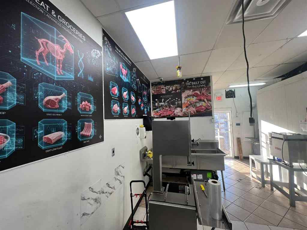 MLS® A2262196 - Unit #722 5075 Falconbridge Boulevard NE in Falconridge Calgary, Commercial