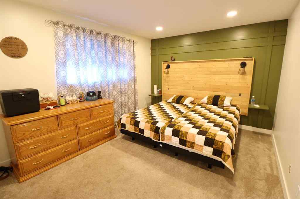 MLS® A2262198 - 4615 52 Ave   in NONE Taber, Residential