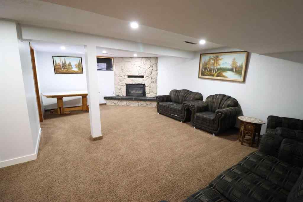 MLS® A2262198 - 4615 52 Ave   in NONE Taber, Residential