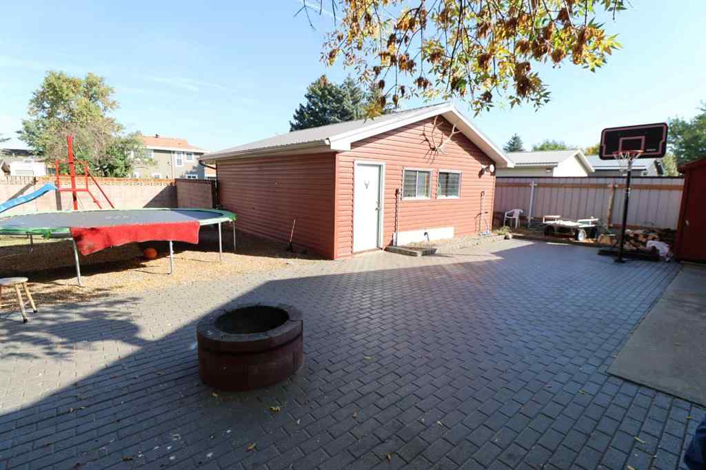 MLS® A2262198 - 4615 52 Ave   in NONE Taber, Residential