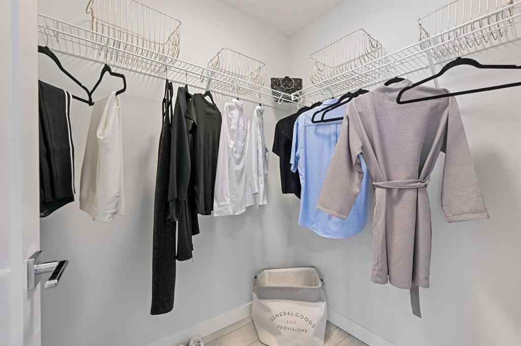 MLS® A2262200 - 130 Mallard Heath SE in Rangeview Calgary, Residential