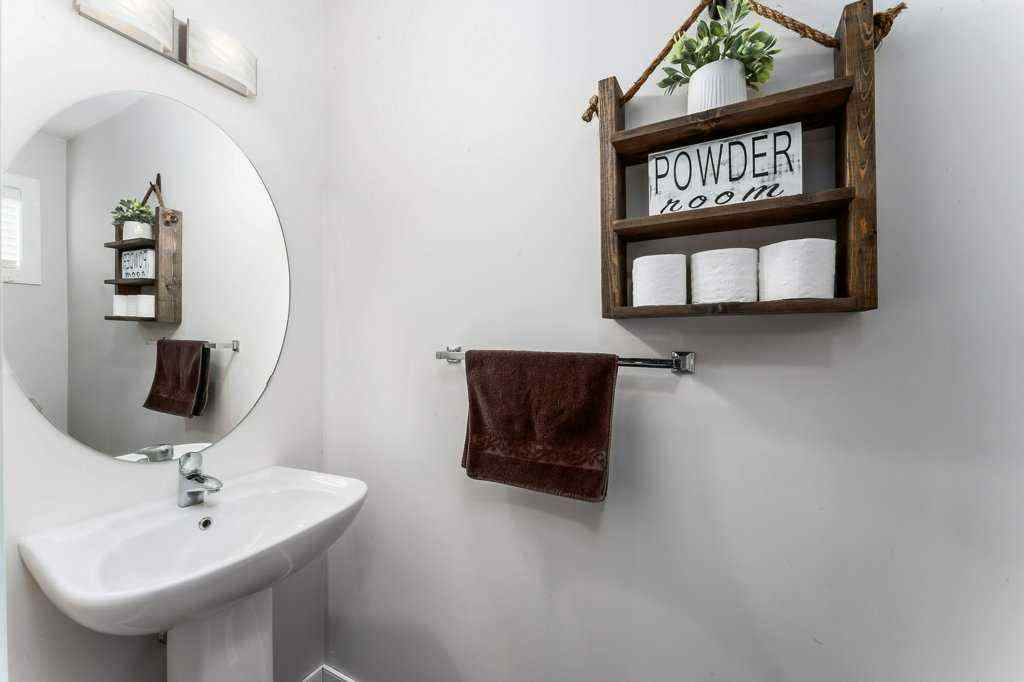 MLS® A2262201 - 86 Pantego Lane NW in Panorama Hills Calgary, Residential