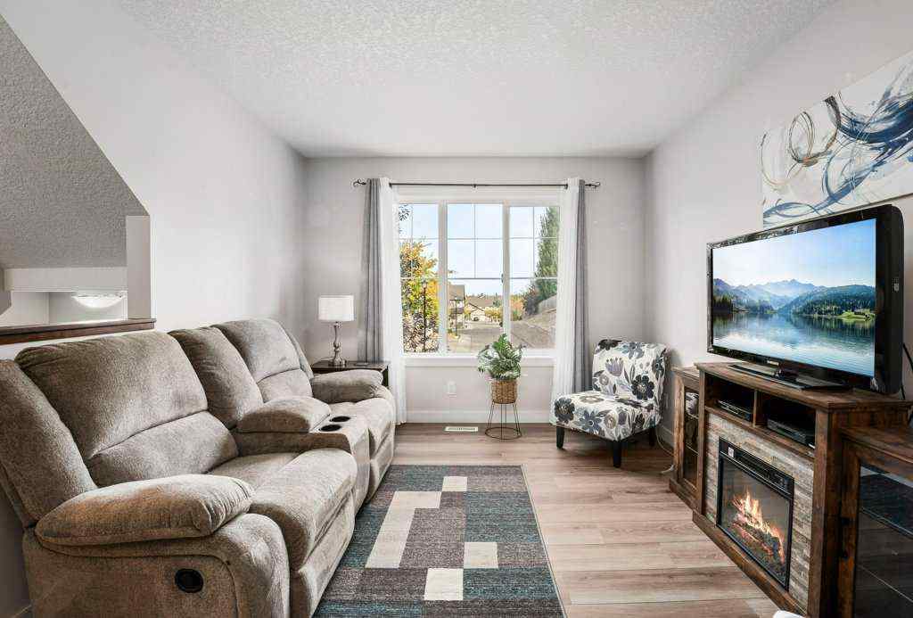 MLS® A2262201 - 86 Pantego Lane NW in Panorama Hills Calgary, Residential