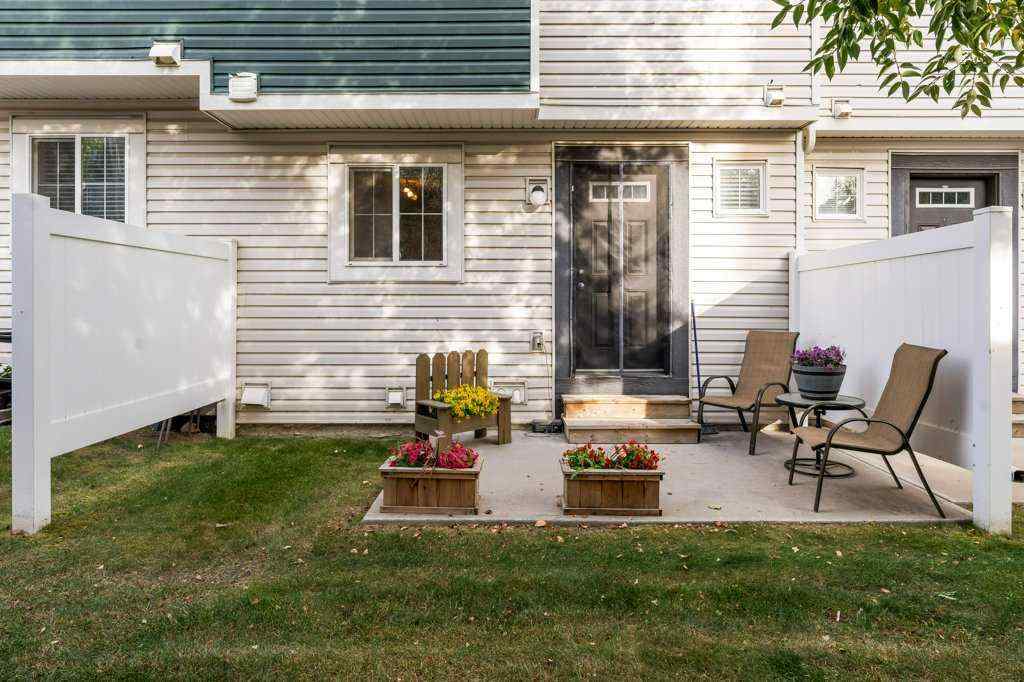 MLS® A2262201 - 86 Pantego Lane NW in Panorama Hills Calgary, Residential